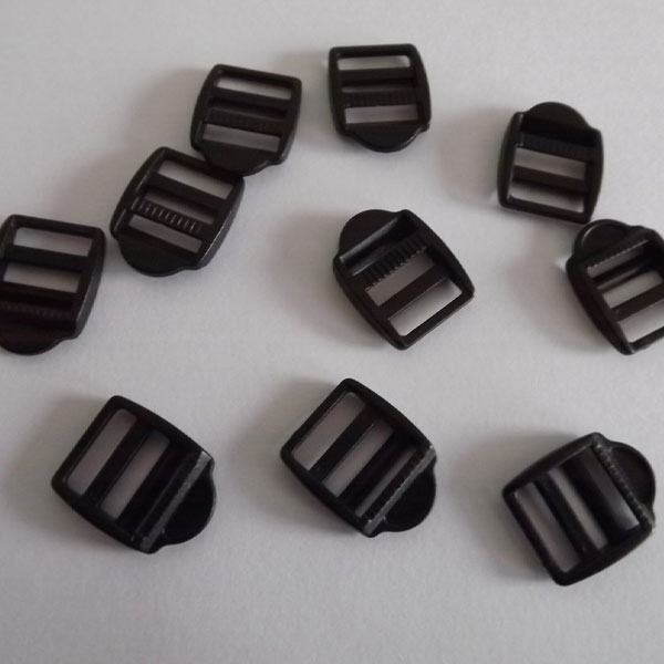 15mm Black Plastic Ladderlock Reliable & Secure Buckles