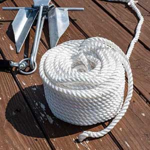 High-strength nylon ropes for industrial and marine use in the UK